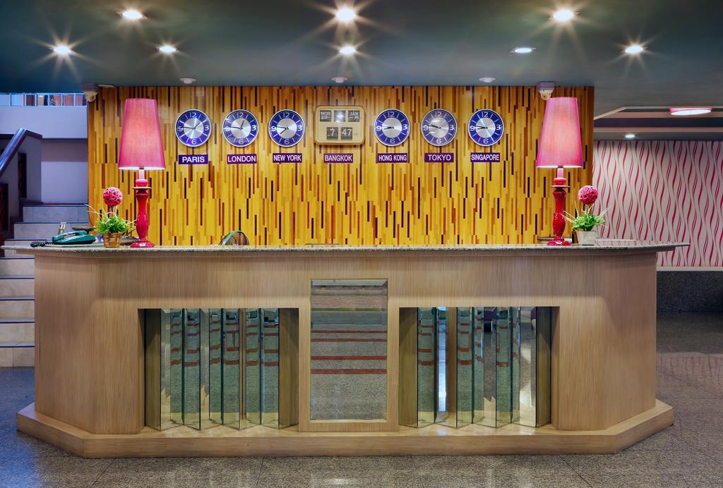 Highway Hotel Chiang Mai Esterno foto
