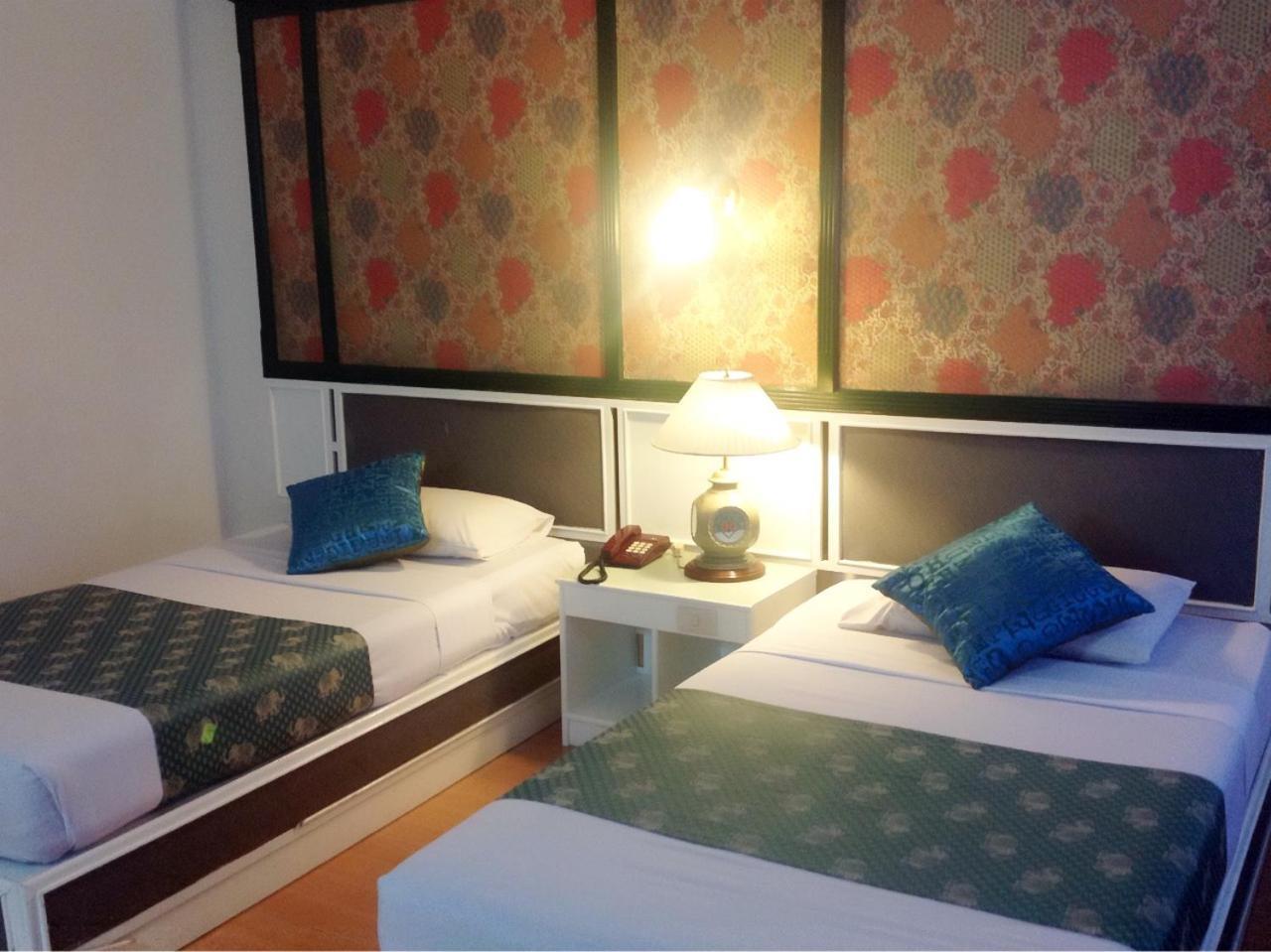Highway Hotel Chiang Mai Esterno foto
