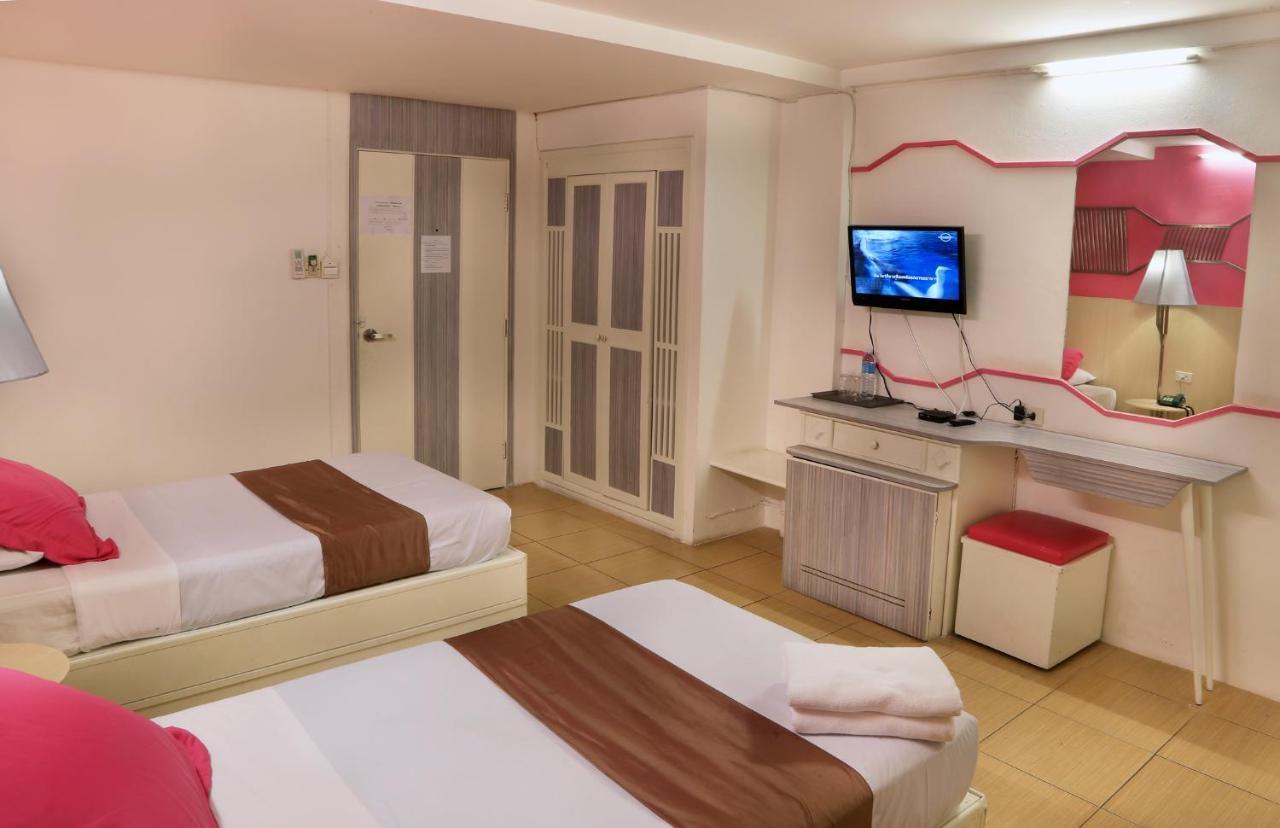 Highway Hotel Chiang Mai Esterno foto