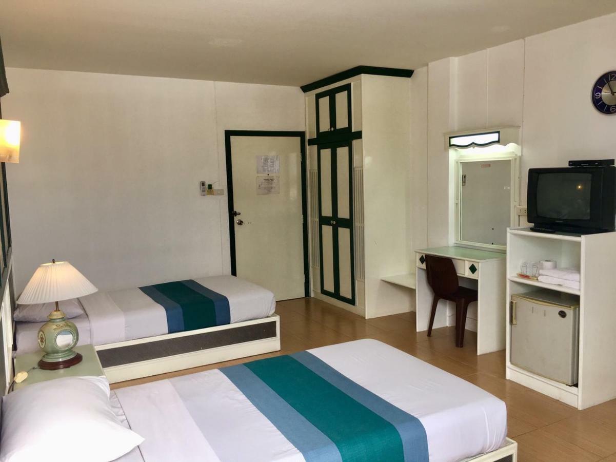 Highway Hotel Chiang Mai Esterno foto