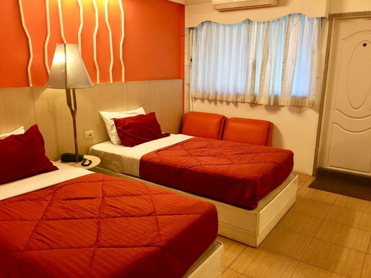 Highway Hotel Chiang Mai Esterno foto